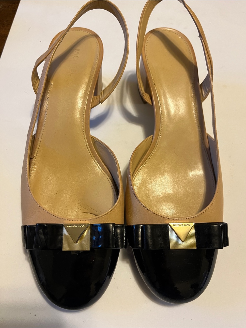 Michael Kors Slingback Two-Tone Patent Cap Toe Women’s Flats - Nude and Black - Picture 2 of 9
